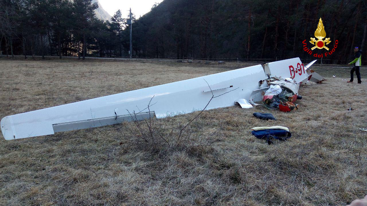 Perarolo Duro Atterraggio Di Emergenza Di Un Aliante