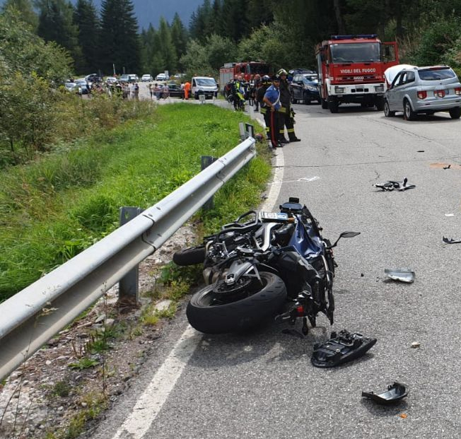 Falcade, Incidente Mortale Per Un Motociclista